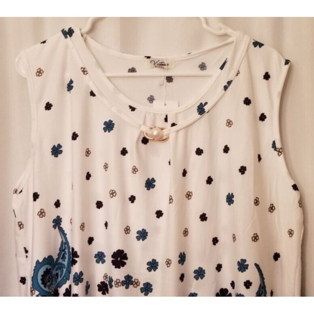 Victoria Women's Top Paisley Floral Tunic  Sleeveless Pearl Accent Size XL/XXL